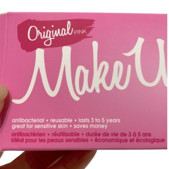 The Original Makeup Eraser - Picture 5 of 9